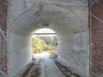 Im Tunnel wurden die Schäden beseitigt und ein neuer Putz aufgebracht.
